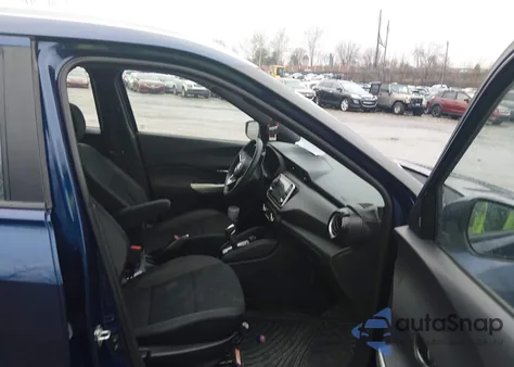 2020 Nissan Kicks Sv Xtronic Cvt из США, поврежденный, VIN 3N1CP5CV0LL527575